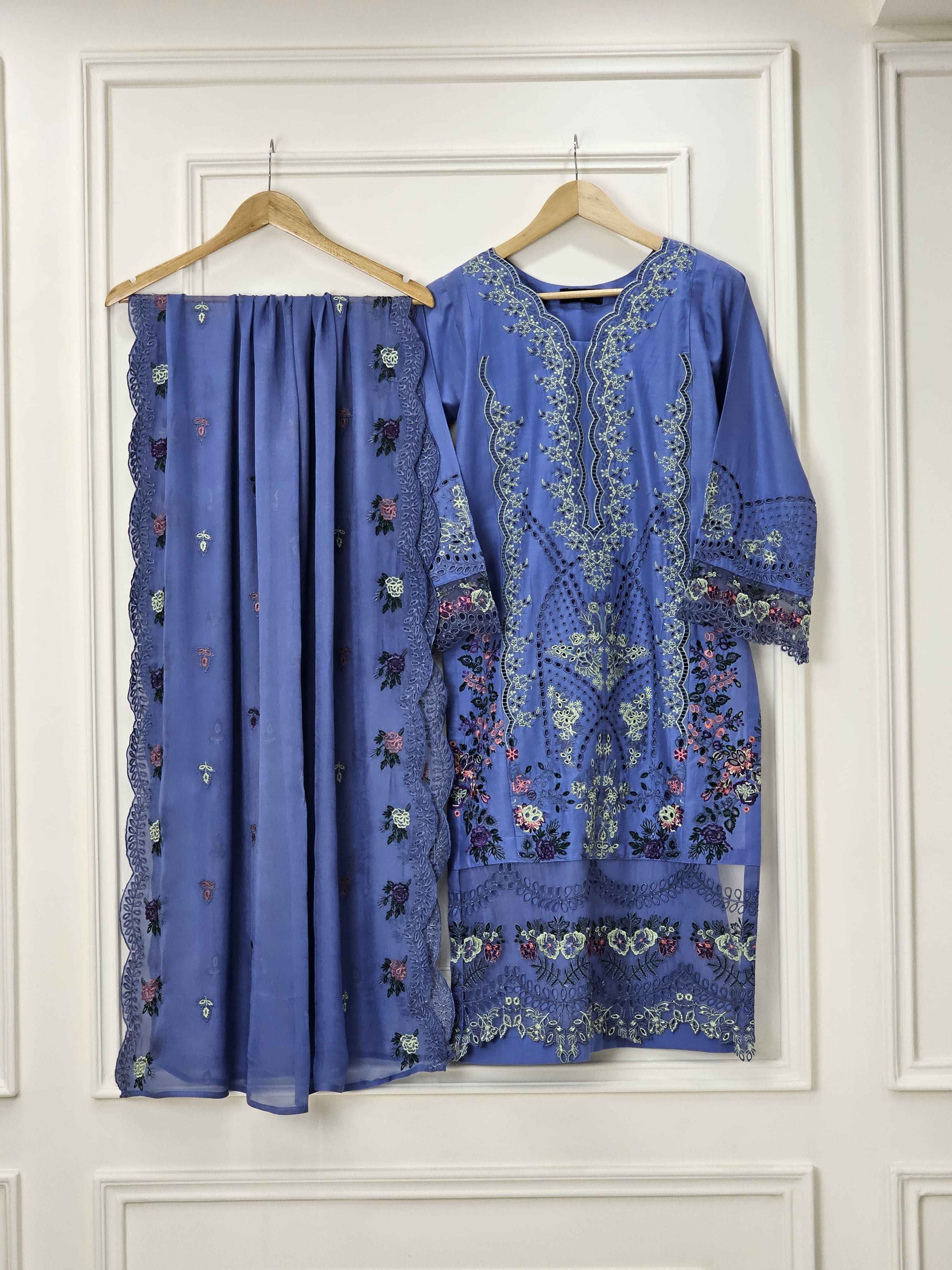 Three-Piece Treasure