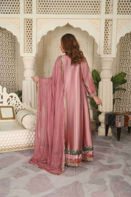 Aisha Sultan - BENZAR CREATIONS