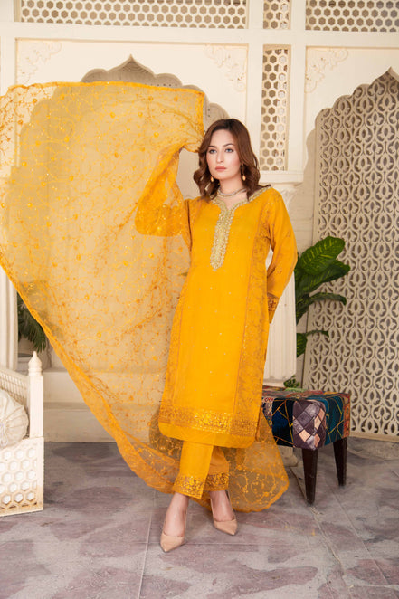 Maham Begum - BENZAR CREATIONS