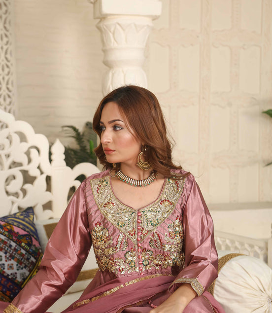 Aisha Sultan - BENZAR CREATIONS