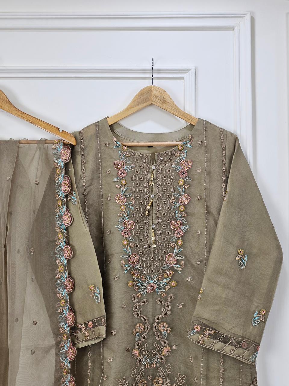 Nia Muse - 3 Piece Embroidered