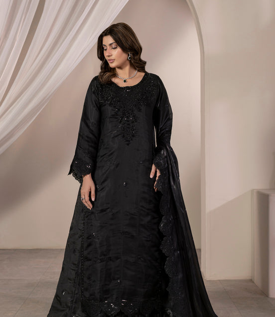 Black embroidered Pakistani 3 piece suit with dupatta for women - photo 2