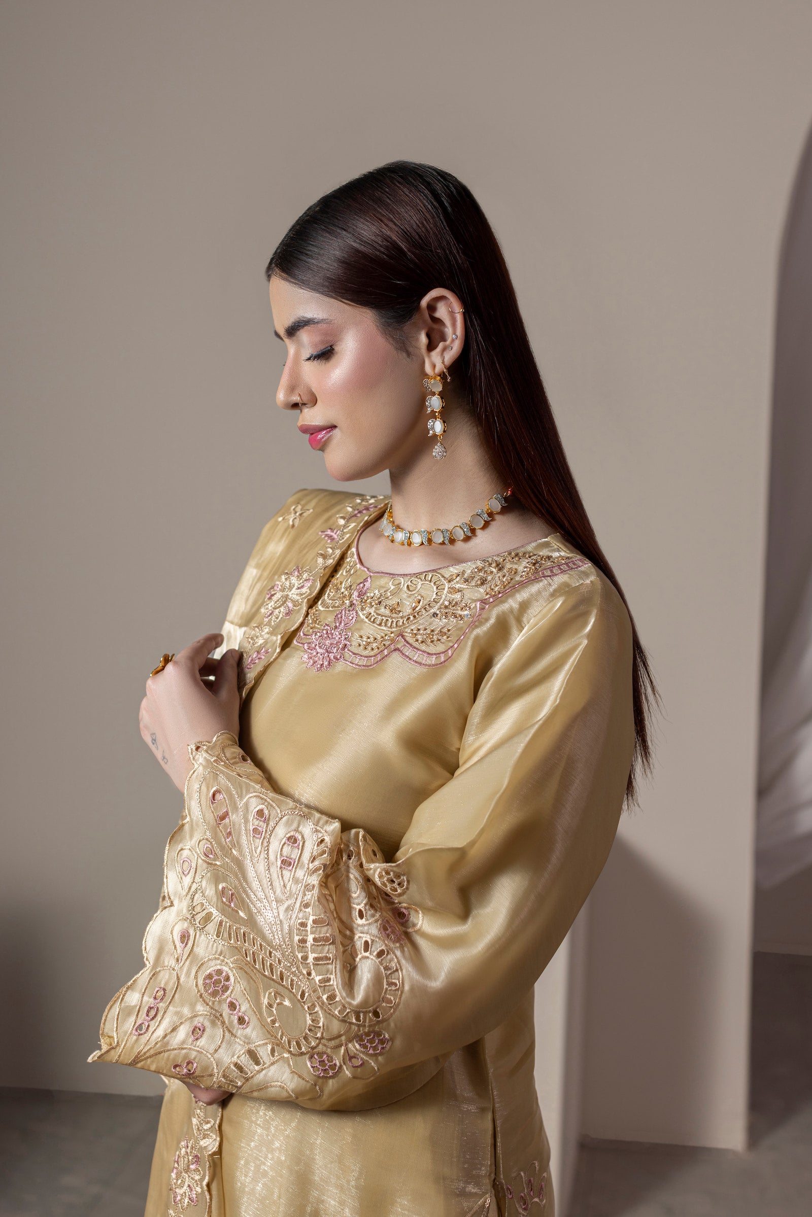 Champagne gold embroidered 3 piece Pakistani suit with dupatta for women - photo 5