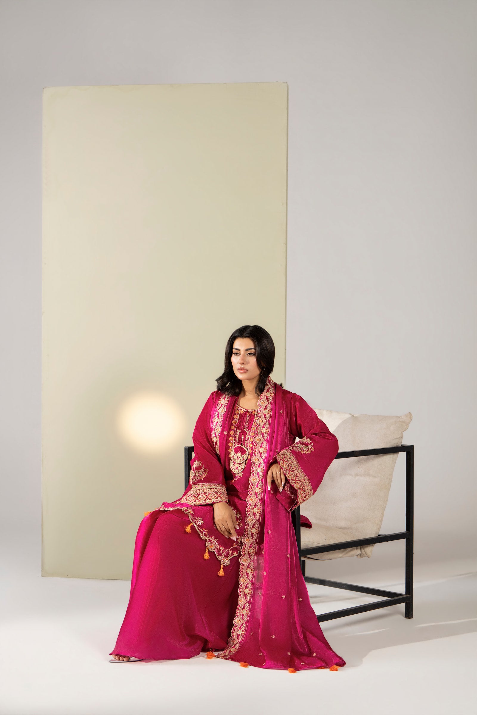 Magenta embroidered 3 piece Pakistani suit for women with gold embroidery detail - photo 3