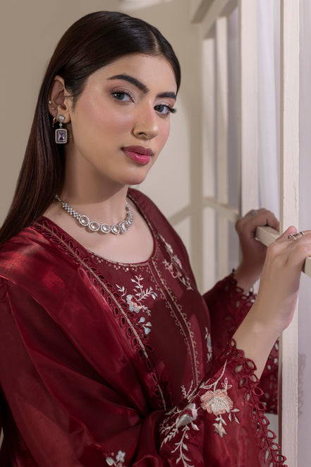 Maroon embroidered 3 piece Pakistani formal suit for women - photo 7