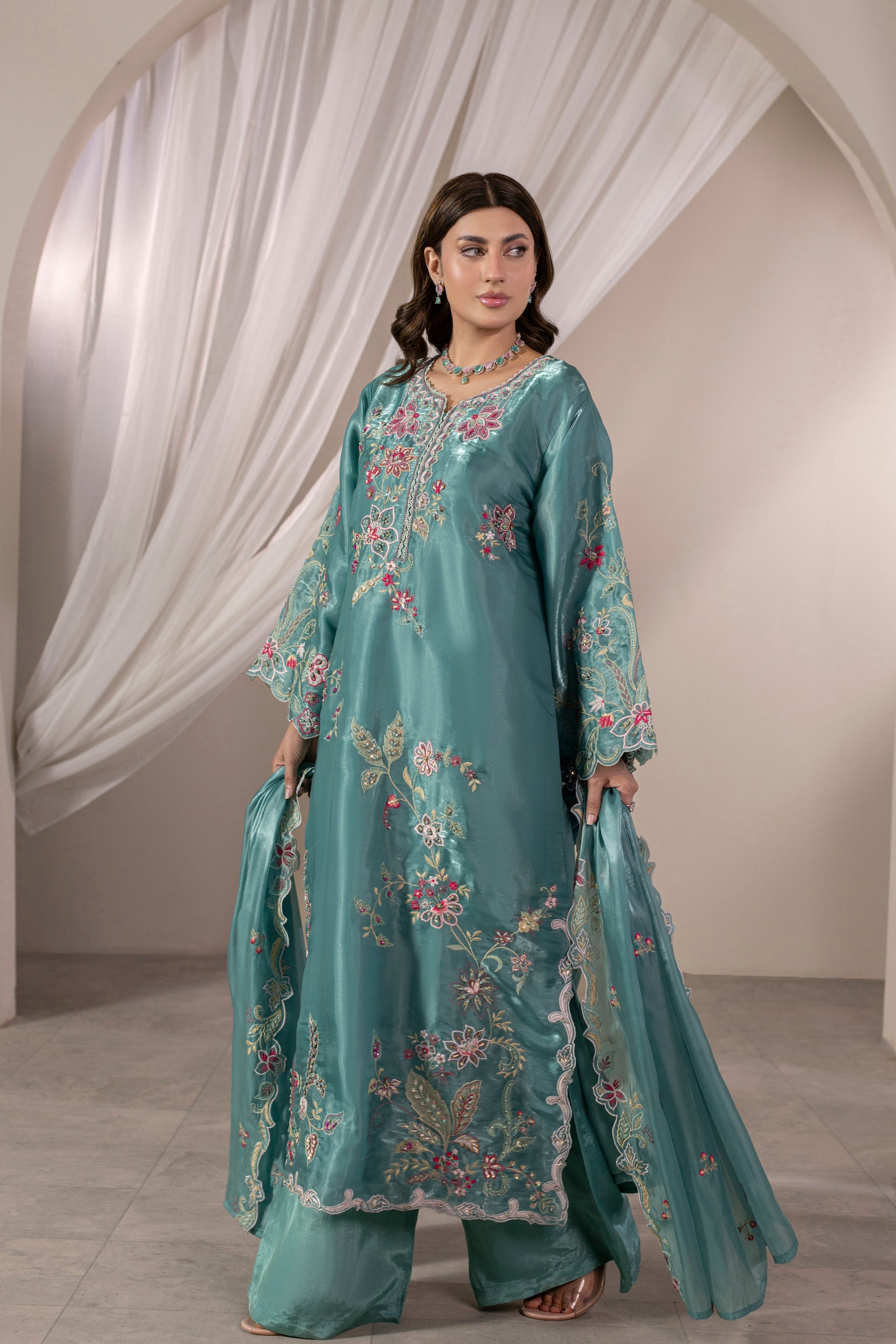 Teal floral embroidered 3 piece Pakistani suit for women - photo 2