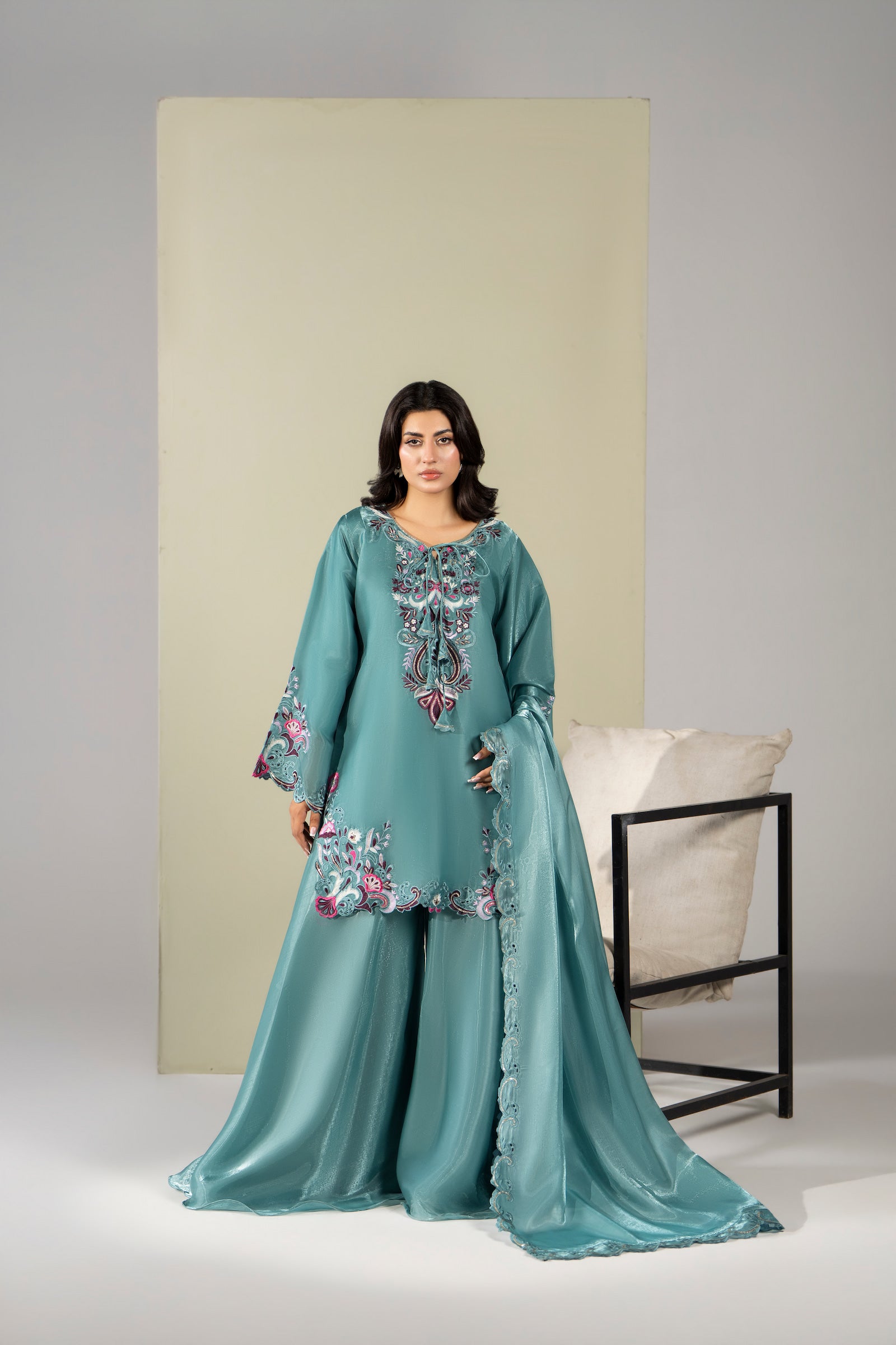 Teal floral festive embroidered 3 piece Pakistani suit with dupatta for women - photo 1